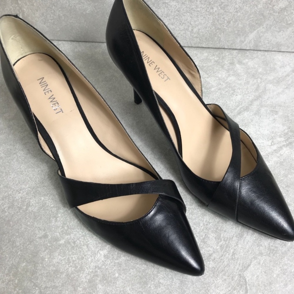 Nine West Black Leather Cut Out Pointed Toe Heels